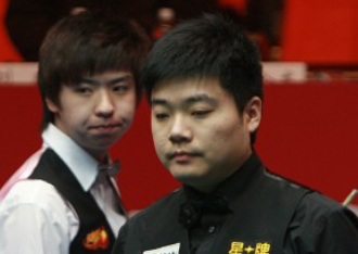 更反映了马 更反映了马