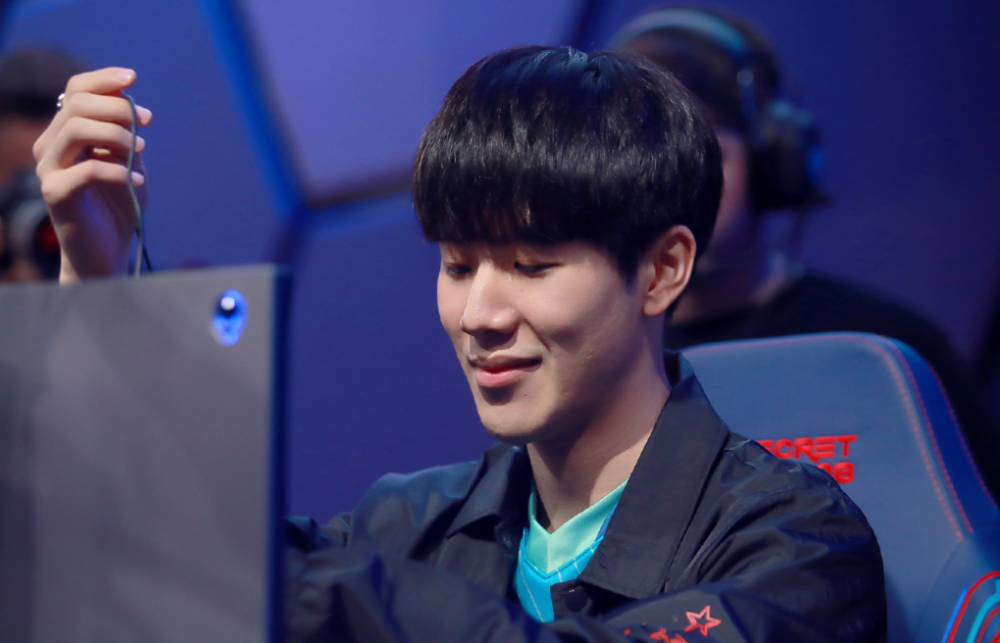 唐凯通过不 唐凯通过不