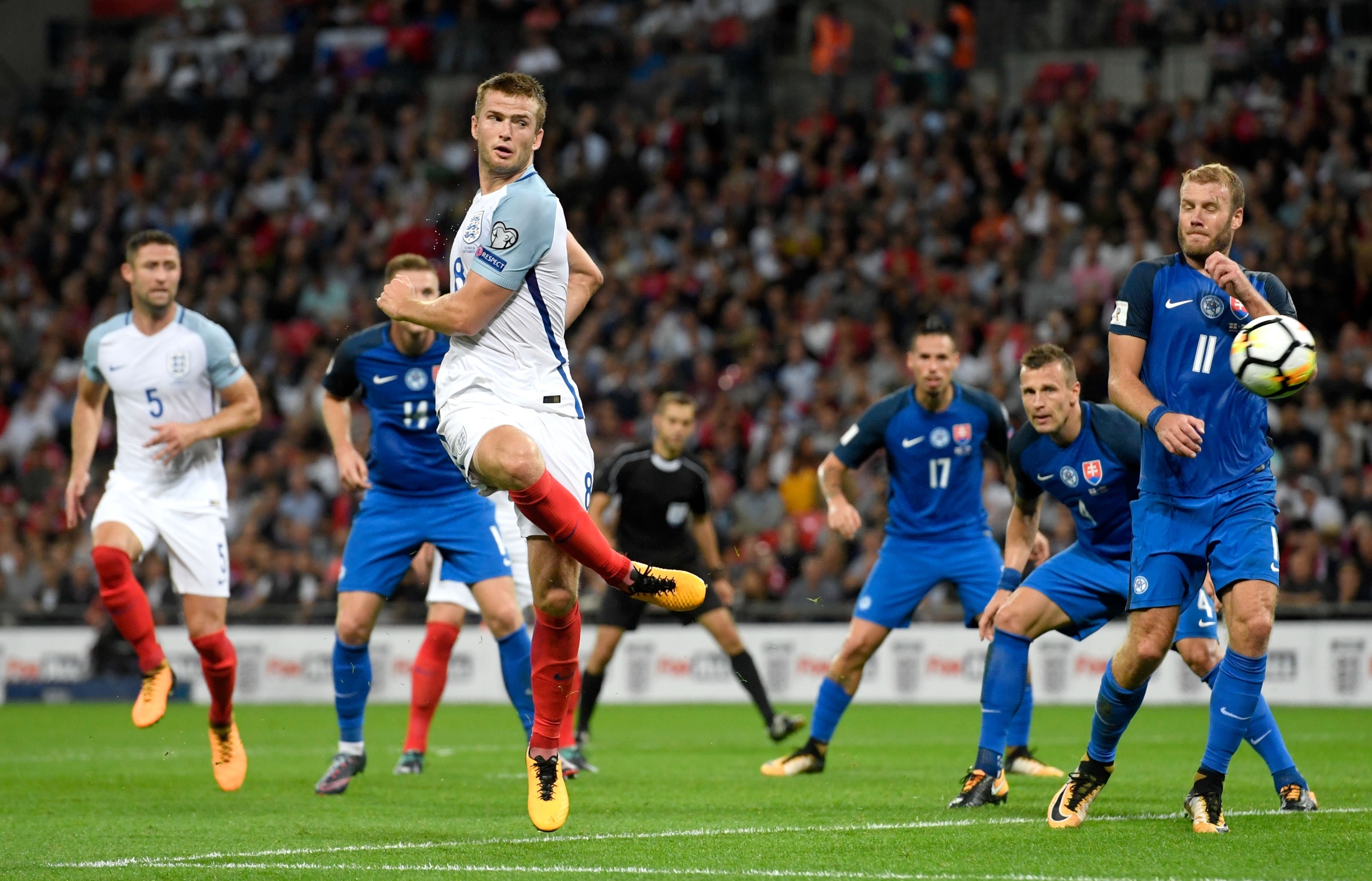 A中备受关 A中备受关